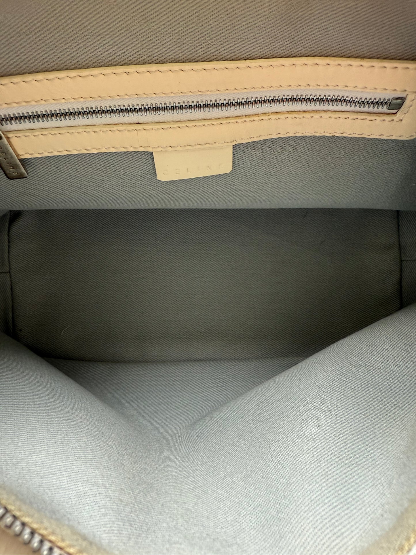 Celine Triomphe Pochette