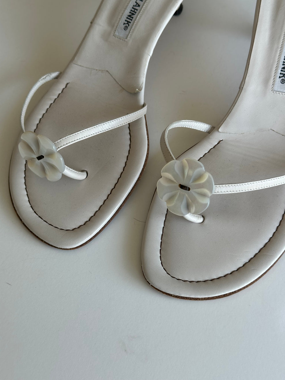 Manolo Blahnik Pearl Flower Thong Heels (37.5)