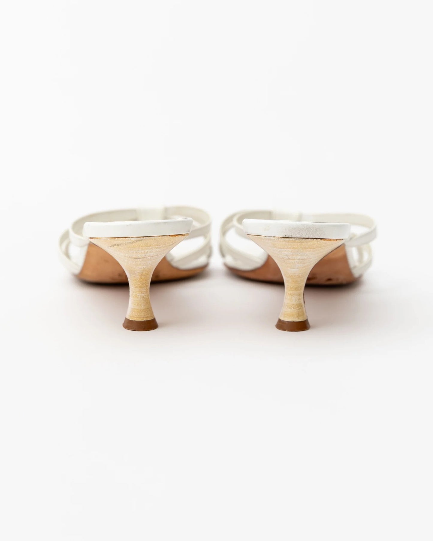 Manolo Blahnik White Thong Kitten Heels (37.5)